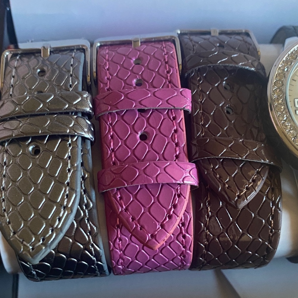 XOXO Women's Multi-Color Watch Set - Picture 3 of 4